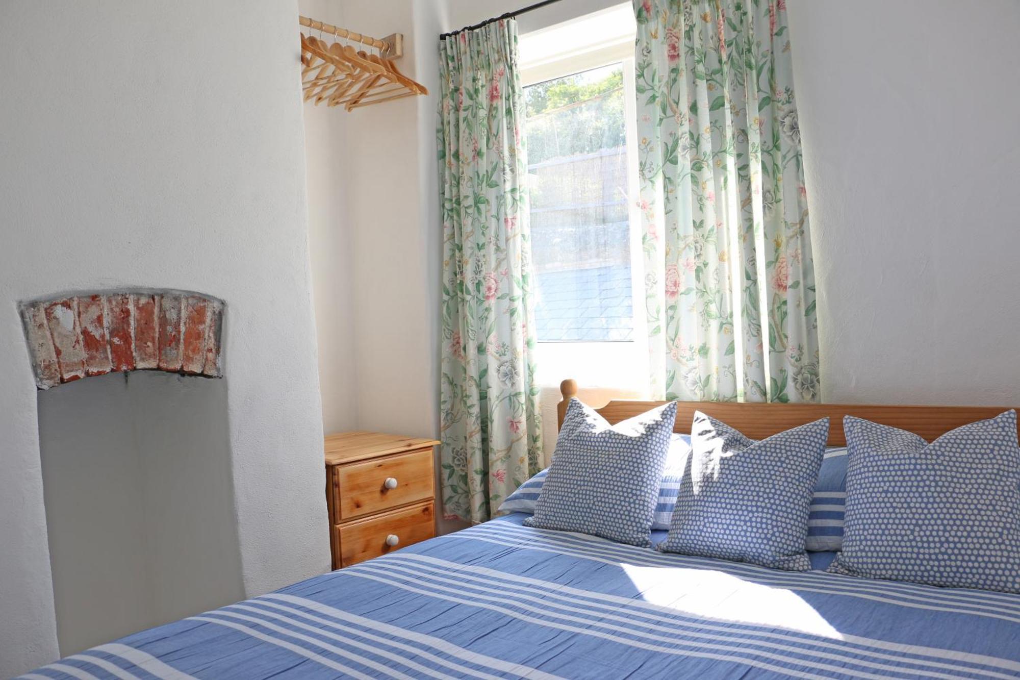 Cosy Beachside Cottage Bigbury Экстерьер фото